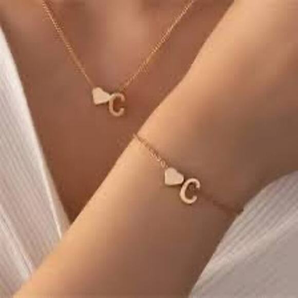 NWT personalized letter initial gold necklace and bracelet set LETTER C - Picture 1 of 3
